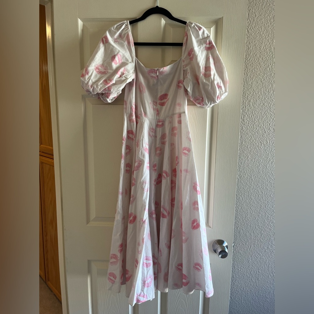 RESERVED FOR BRIANNA - Selkie Kiss on the lips day dress size S EUC